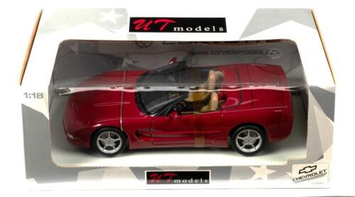 CORVETTE: A NOS 1:18 scale UT Models Corvette 2000 Convertible - Magnetic Red Metallic, die-cast model
