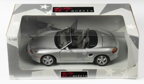 PORSCHE: A NOS 1:18 scale UT Models Porsche Boxster Cabriolet - Silver, die-cast model