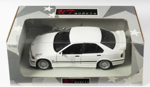BMW: A NOS 1:18 scale UT Models BMW 318is E36 Saloon - White, die-cast model
