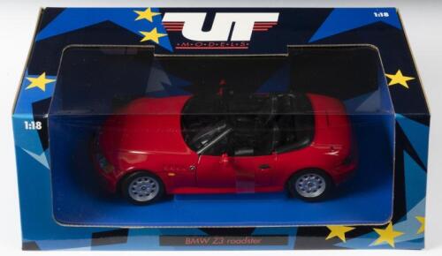 BMW: A NOS 1:18 scale UT Models BMW Z3 Roadster - Red, die-cast model