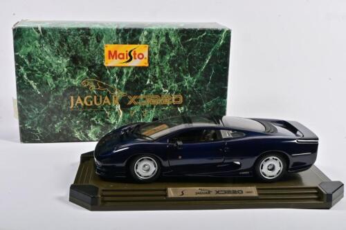 JAGUAR: A NOS BIG 1:12 Scale Maisto Jaguar XJ220 - Blue, die-cast model