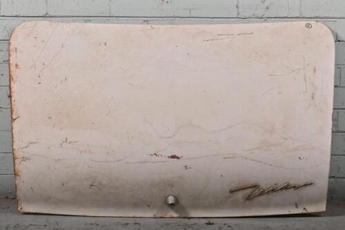 FORD: Ford Zephyr boot lid with badge