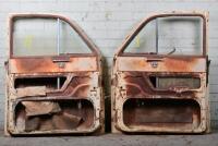 VAUXHALL: Pair of Vauxhall Velox front doors with glass - 2