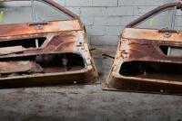 VAUXHALL: Pair of Vauxhall Velox front doors with glass - 3