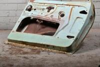 HOLDEN: Holden FC Ute LHS door Broken glass - 3