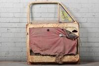 HOLDEN: Holden FC Ute LHS door with glass - 2