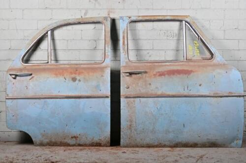 FORD: Pair of RHS Ford Zephyr doors with broken glass (front 1/4 glass ok)