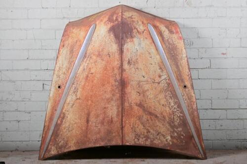 VAUXHALL: Vauxhall Velox bonnet