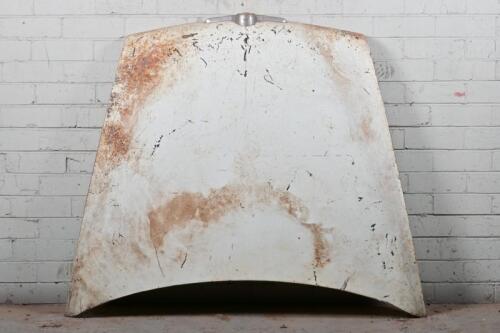 HOLDEN: Holden FC bonnet