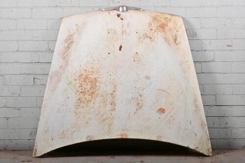 HOLDEN: Holden FC bonnet