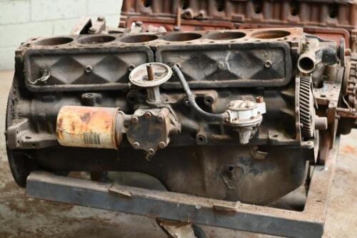 HOLDEN: Holden 202 '3.3' 6-cylinder engine, stamped 'VK564462'