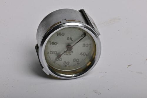 JAEGER: A small Jaeger 160 LBS. oil pressure gauge as used on MG T-Series, 5cm face