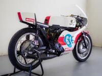 1969 Yamaha 350 TR2 - One year only TR2 350cc twin-cylinder production road racer - 3