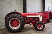 1957 INTERNATIONAL HARVESTER 650 TRACTOR - 2