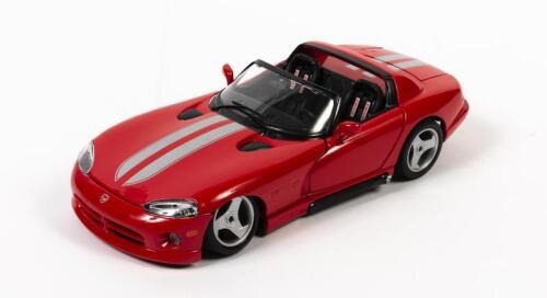 VIPER: A 1:18 scale Bburago Dodge Viper RT/10, year 1999, red, diecast, no box