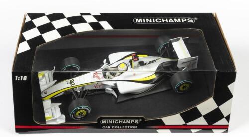 BRAWN GP: A limited editio 1:18 scale Minichamps F1 Brawn GP BGP 001 as raced by Jenson Button in 2009 winner Australia GP, #22, in fitted box