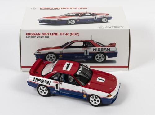 SKYLINE: A 1:18 scale Autoart Nissan Skyline GT-R (R32) as raced by Jim Richards/Mark Skaife in 1991 Bathurst winner, #1, in fitted box