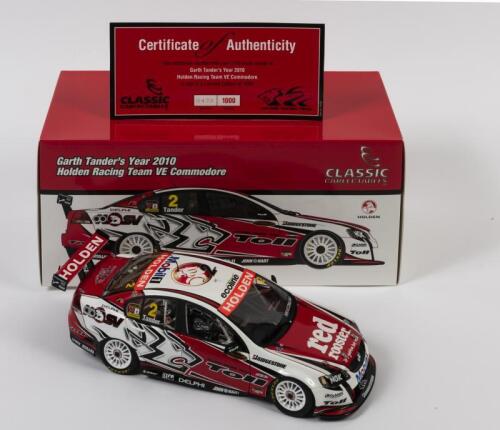 COMMODORE: A limited edition 1:18 scale Classic Carlectables Holden VE Commodore as raced by Garth Tander in 2010, with COA numbered 439/1000, in double fitted box