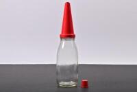 SHELL: A 1960s one quart glass oil bottle with NOS X-100 30-40 plastic oil pourer and dust cap - 2