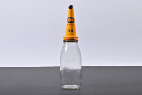 GOLDEN FLEECE: A 1960s one quart glass oil bottle with NOS Golden Fleece 30 tin oil pourer