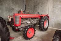 c1962 MASSEY-FERGUSON 95 SUPER - 2