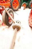A Metal axle with wooden wheel hubs&nbsp; - 3