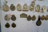 Tractor themed car grill badge and horse brasses - 4