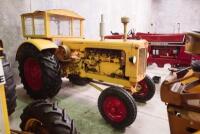 1957 MINNEAPOLIS-MOLINE GB TRACTOR WITH CABIN - 3