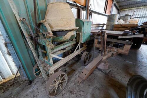 Cement mixer