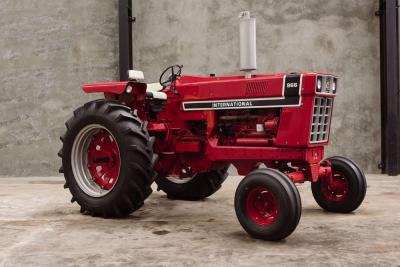 1971 INTERNATIONAL 966 TRACTOR