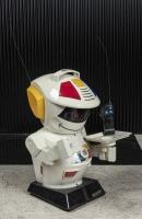 ROBOT: A large 1980s "Scooter 2000" robot with remote control, 77cm high - 2
