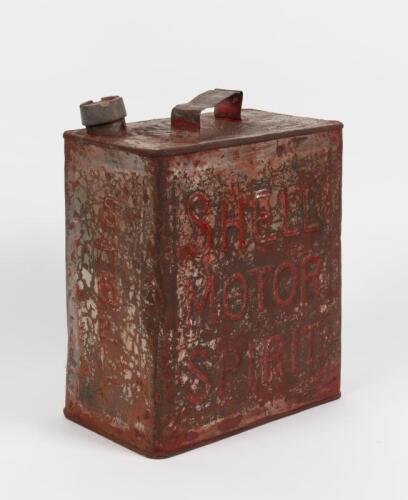 SHELL: A 1930/40s two gallon embossed Shell Motor Spirit running board tin with lid