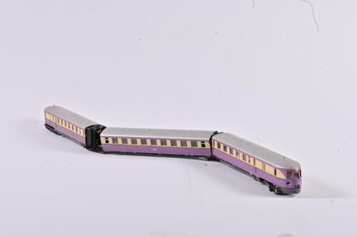 PIKO: A Piko three-part VT 137 154 A diesel of the Deutsche Reichsbahn