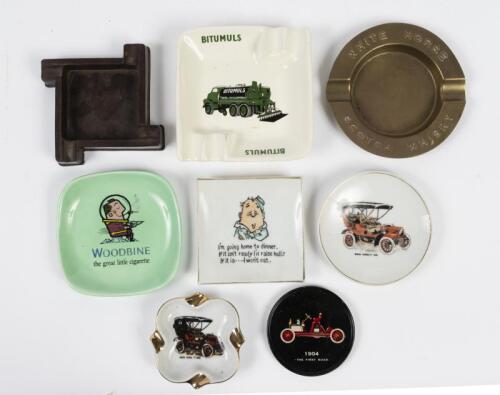ASHTRAYS: A collection of vintage ashtrays, including a Bakelite Dunlop ashtray, largest 12cm square