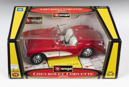 CHEVROLET: A 1:18 scale Burago diecast model of a 1957 Chevrolet Corvette in original box