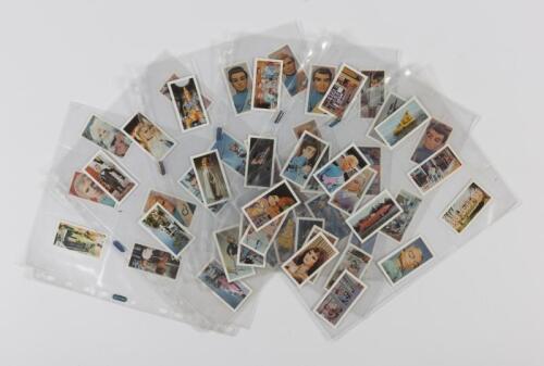 THUNDERBIRDS: A complete collection of Barratt & Co Thunderbirds trading cards in plastic pocket sleeves