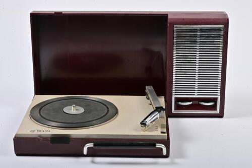 RECORD PLAYER: A circa 1970s Philips GF 110 Portable Record Player With Original Owners Manual