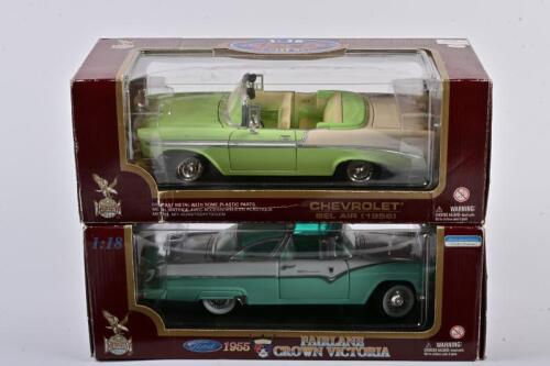 FORD/CHEVROLET: Two 1:18 scale Road Legends Collection Ford Fairlane Crown Victoria 1955 and Chevrolet Bel Air 1956, in fitted box.