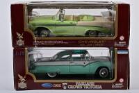 FORD/CHEVROLET: Two 1:18 scale Road Legends Collection Ford Fairlane Crown Victoria 1955 and Chevrolet Bel Air 1956, in fitted box. - 2