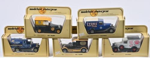 COMMERCIAL VEHICLES: Five 1:35 scale Matchbox COMMERCIAL vehicles as Ford Model T, Talbot 1927 , Ford 1930 A, models of yesteryear, in fitted box
