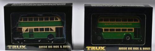 COMMERCIAL BUS: Two 1:76 scale Trux COMMERCIAL Bus as Regent III Double Decker 1946 and Leyland TD5 Titan Double Decker bus, TX6K/TX13, in fitted box