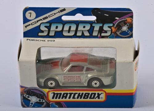 PORSCHE: A 1:64 scale Matchbox Porsche 959, in fitted box