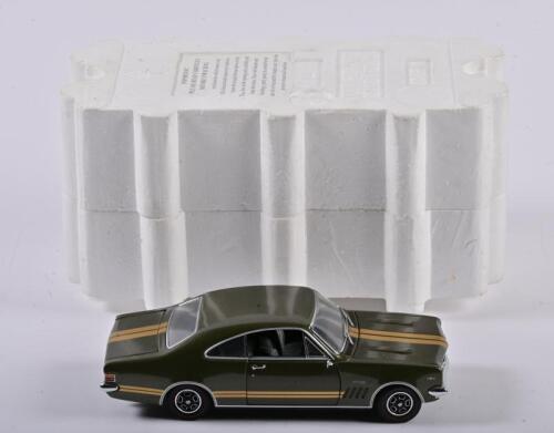 MONARO: A 1:24 scale Trax Holden HT Monaro GTS 350, verdoro green with gold stripes, TRL4B, in fitted box