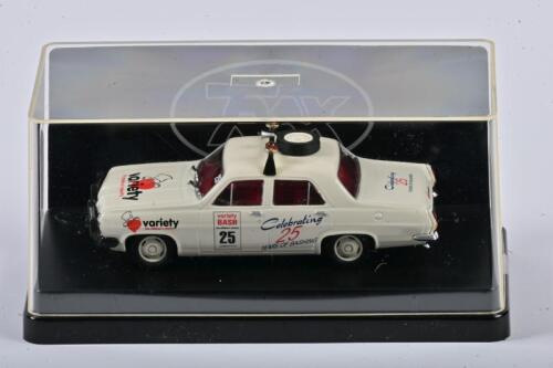 HOLDEN: A 1:43 scale Trax Holden HR Special Sedan released 1966, TR32F, in perspex case