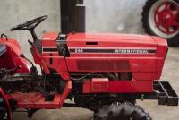 C1983 INTERNATIONAL HARVESTER 244 - 5