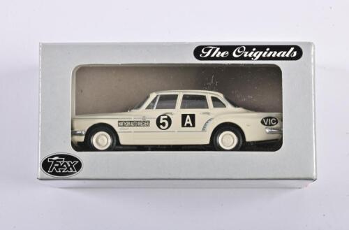 CHRYSLER: A 1:43 scale Trax Chrysler R Series Valiant, Pat Hawthorn, Bathurst Racing Series, TR35D, in double fitted box