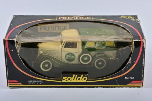 FORD: A 1:18 scale Solido Ford Publicitaire pickup 1934 Perrier, ref 8010, in fitted window box