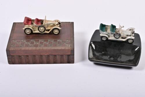DESK ROLLS ROYCE: Two desk set as an ashtray 1907 Rolls Royce 'silver Ghost'/ wooden cigarette box Rolls Royce by Lesney, no box