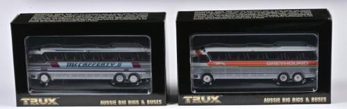 COMMERCIAL BUS: Two 1:76 scale Trux COMMERCIAL Bus Denning Mono Coach, TX16C/TX16E, in fitted box
