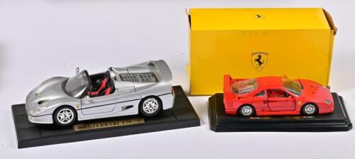 FERRARI: Two 1:18/1:25 scale Mira Ferrari F50 from 1995 and Bburago Ferrari F40 from 1987, no box